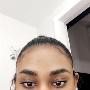 Meet your Posher, Simone